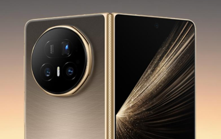 كيف تعزز الهواتف القابلة للطي قدرات تعدد المهام؟